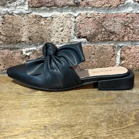 ALL BLACK Fold & Knot Slide