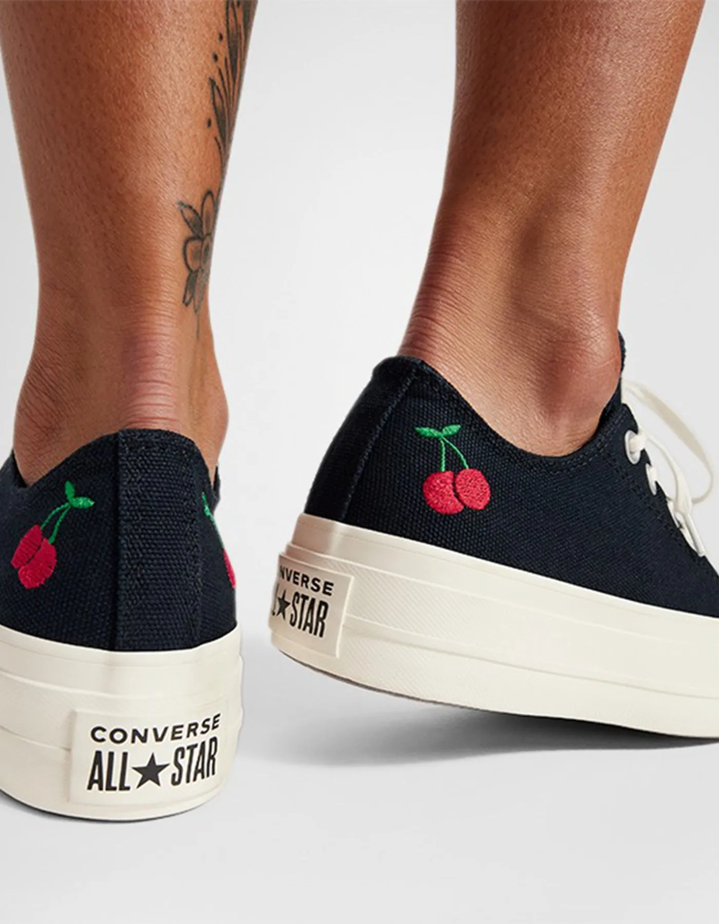 Chuck Taylor All Star Lift Black/Egret/Red Shoes