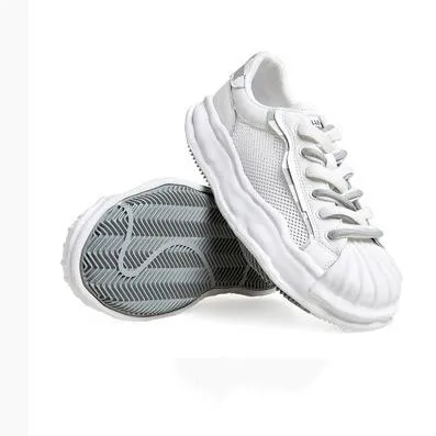 Color Block Lace-up Front Skate Shoes