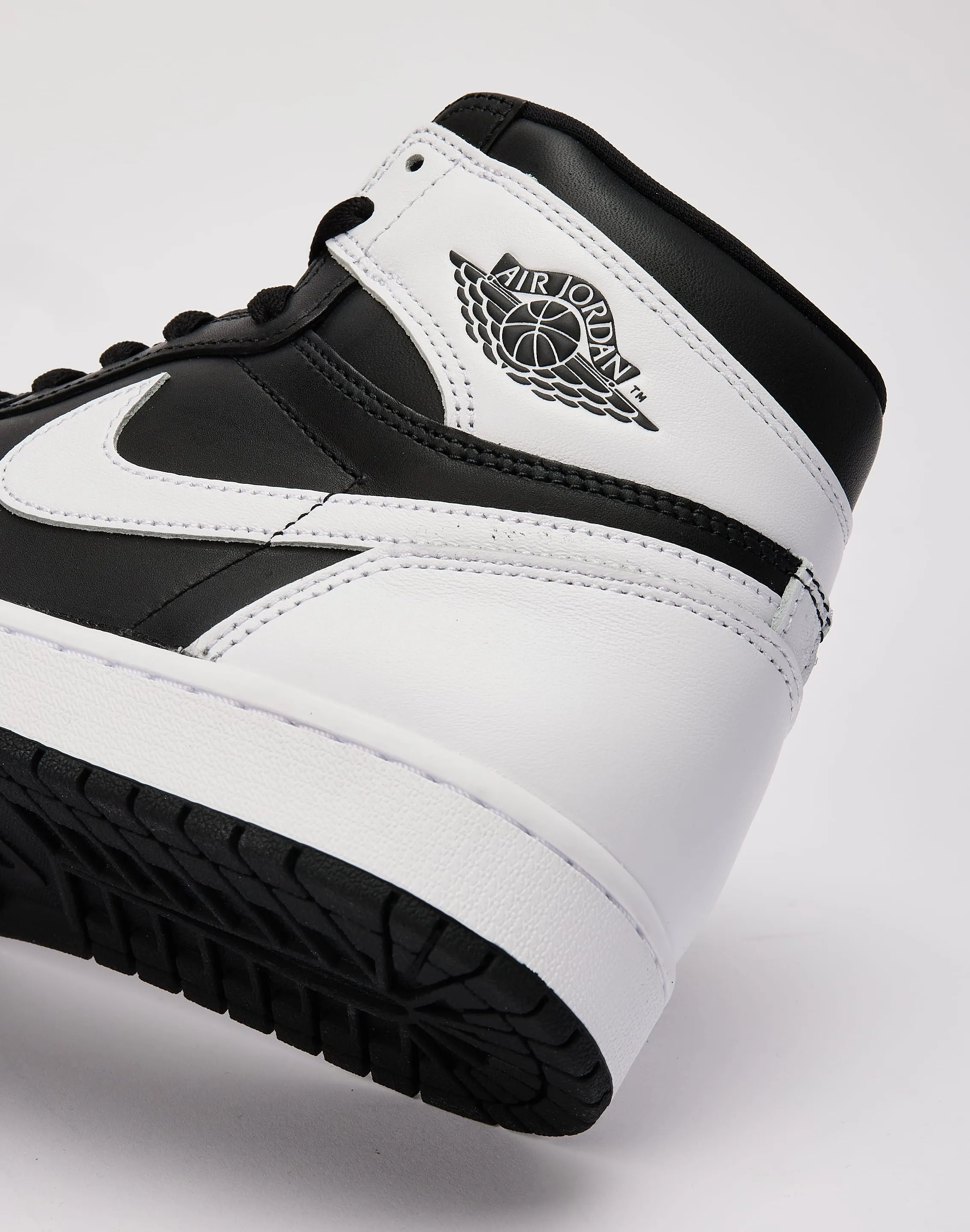 Jordan Air Jordan 1 Retro High OG 'Black and White'