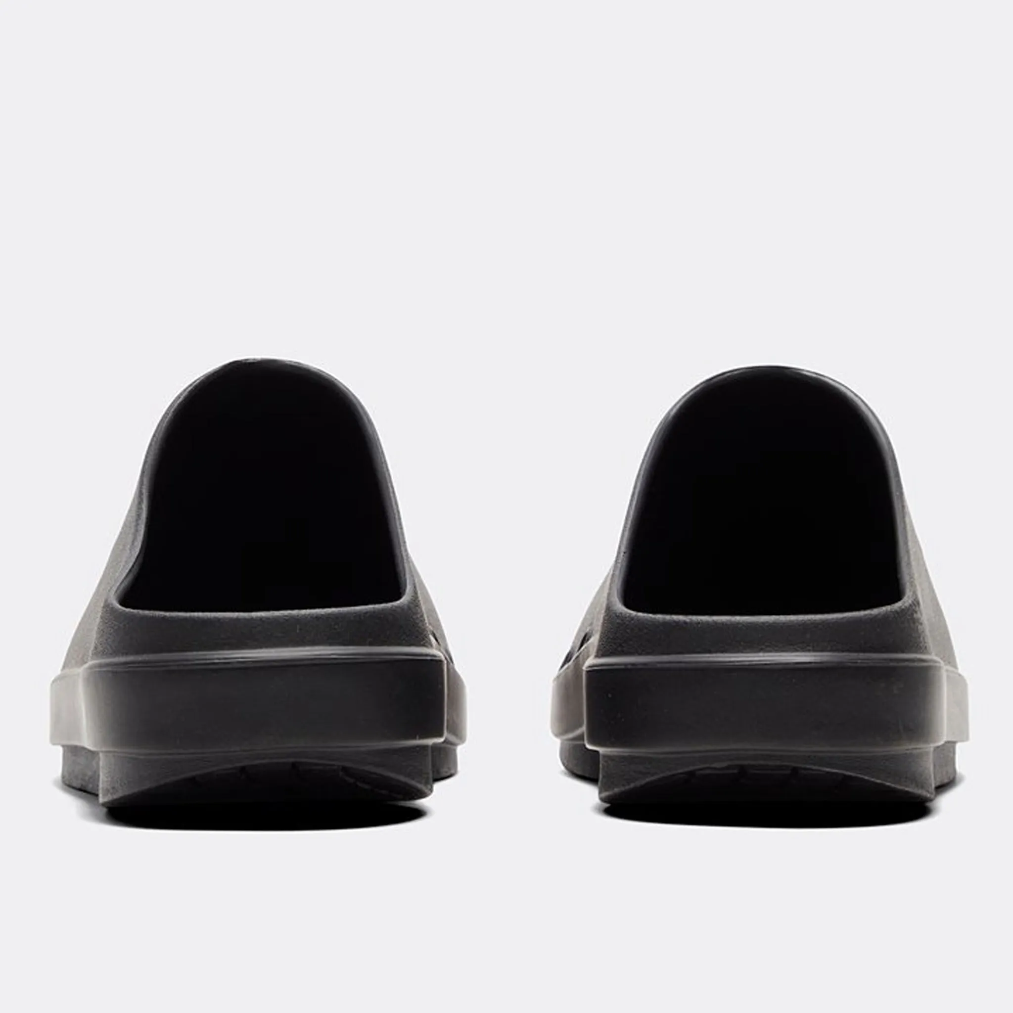 OOFOS OOCloog Clog (Unisex) - Black