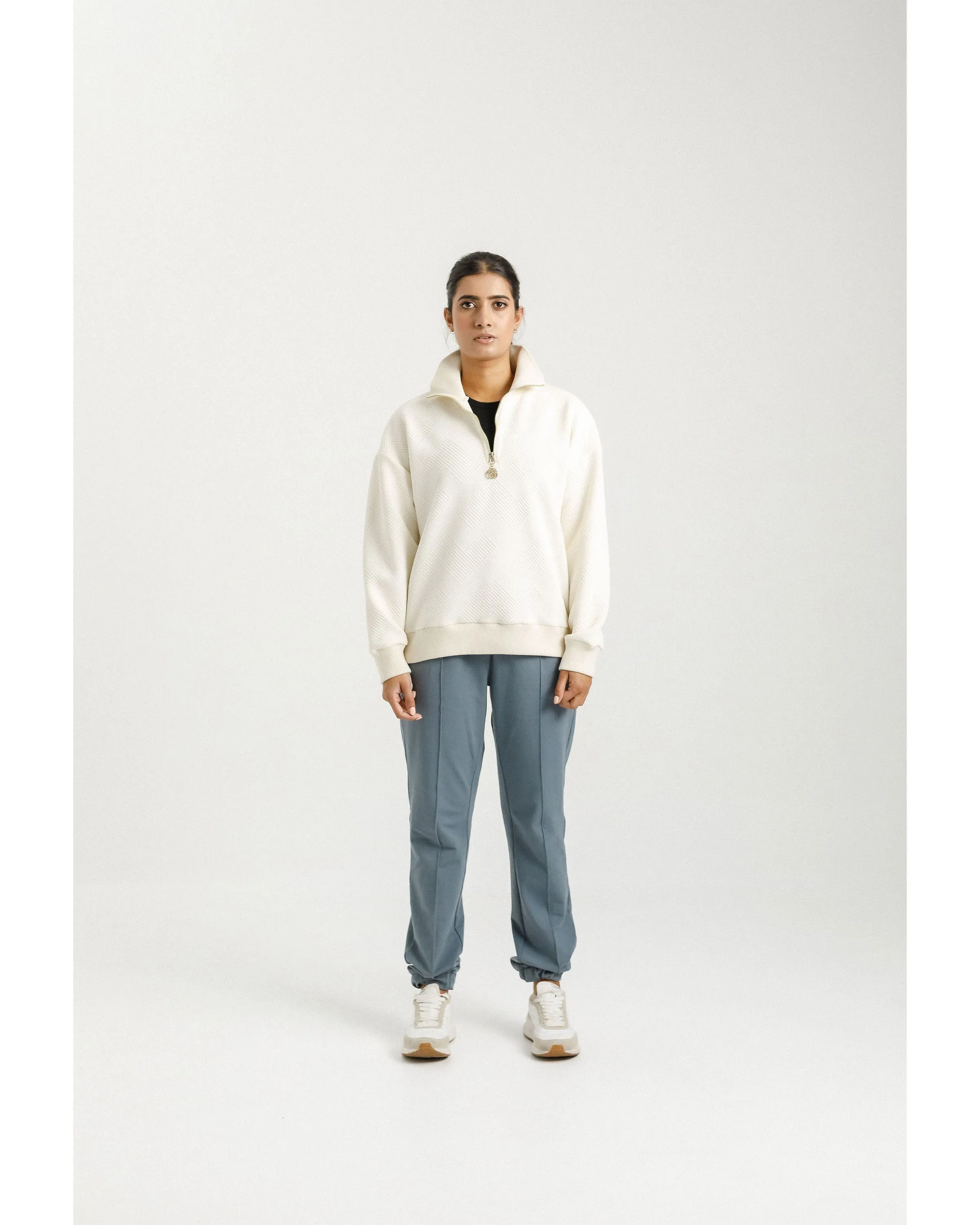 Rose Road Club Zipper - Cream