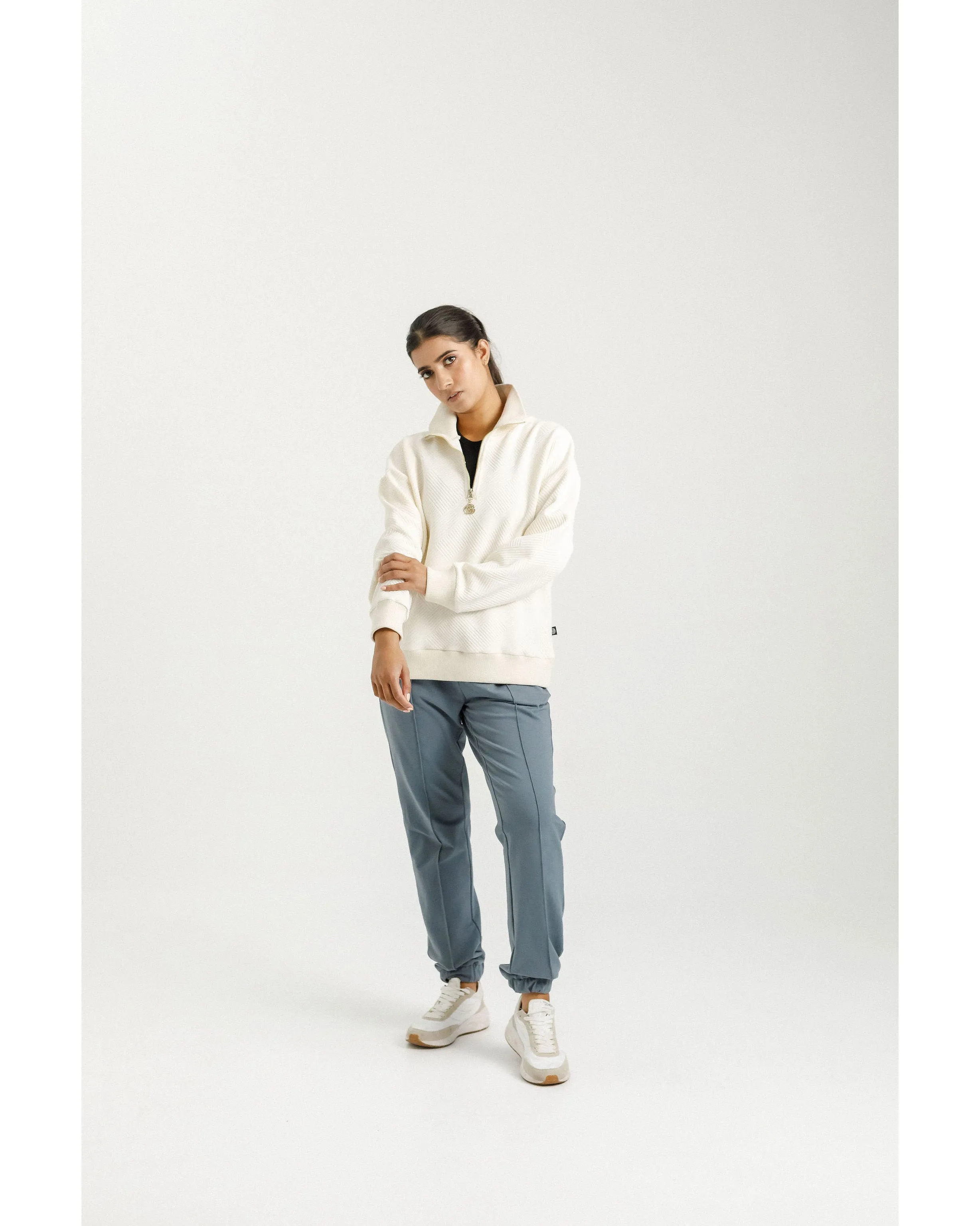 Rose Road Club Zipper - Cream