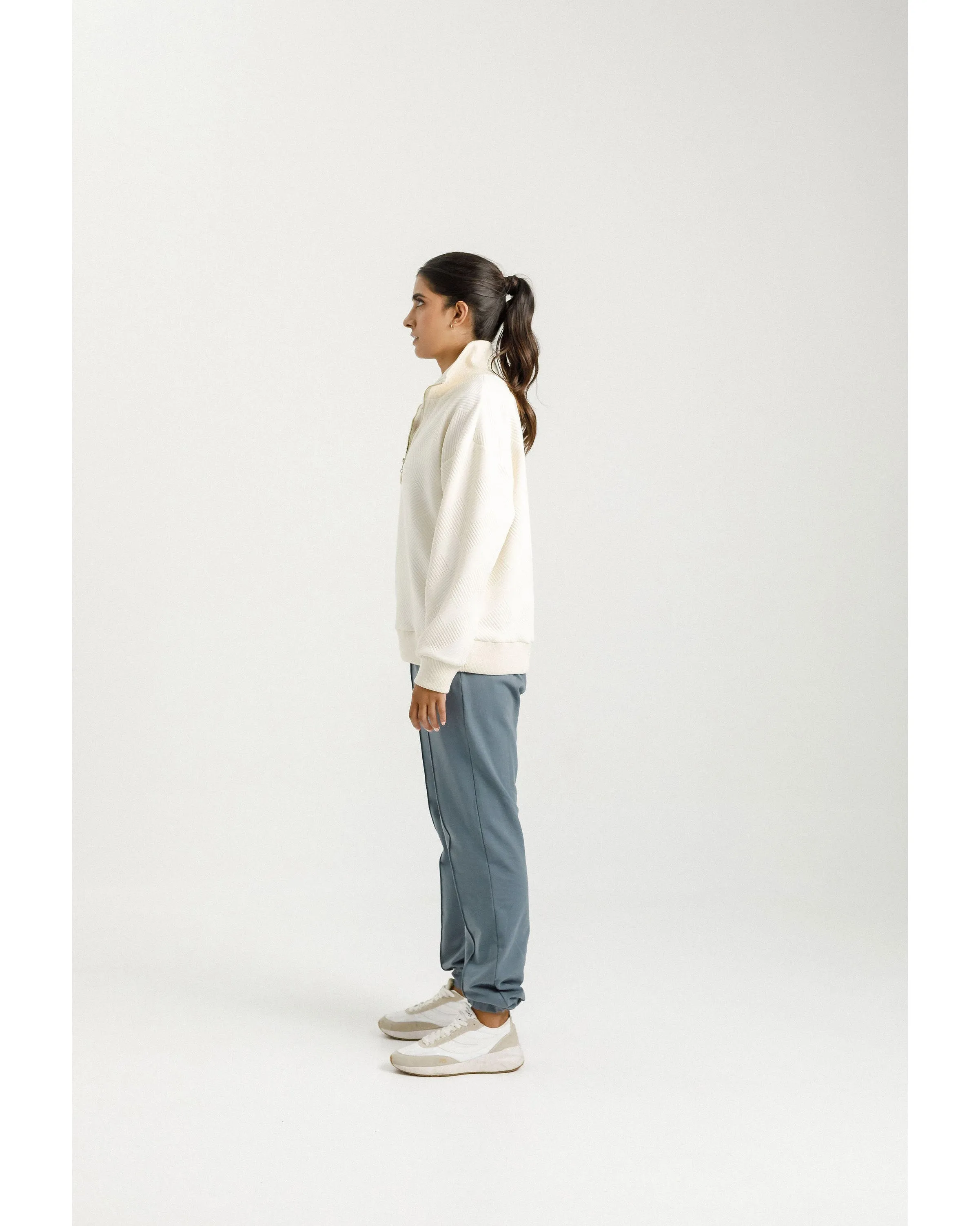 Rose Road Club Zipper - Cream