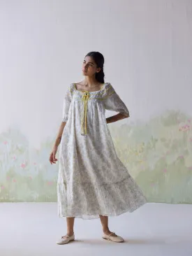 Wandering Bee Midi Dress
