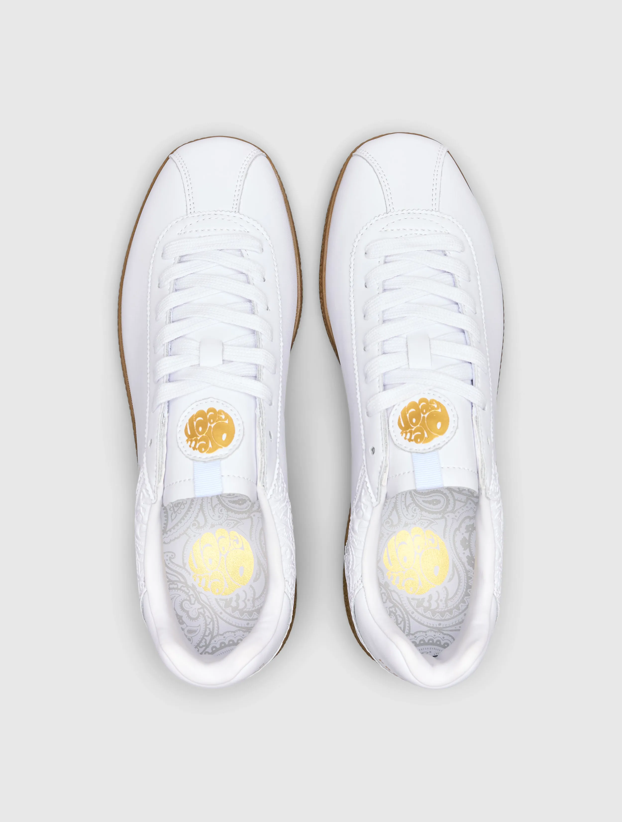 White Zetas Trainer